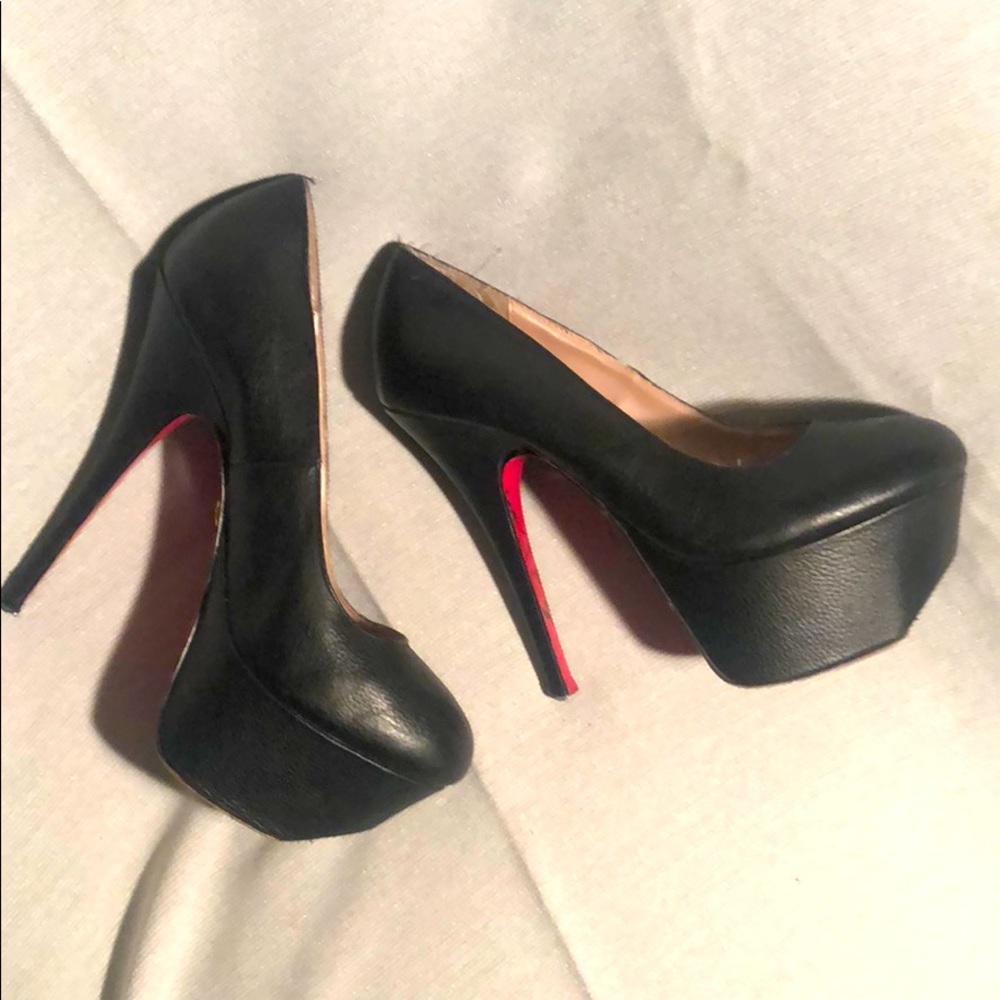 Betsey Johnson platform pumps